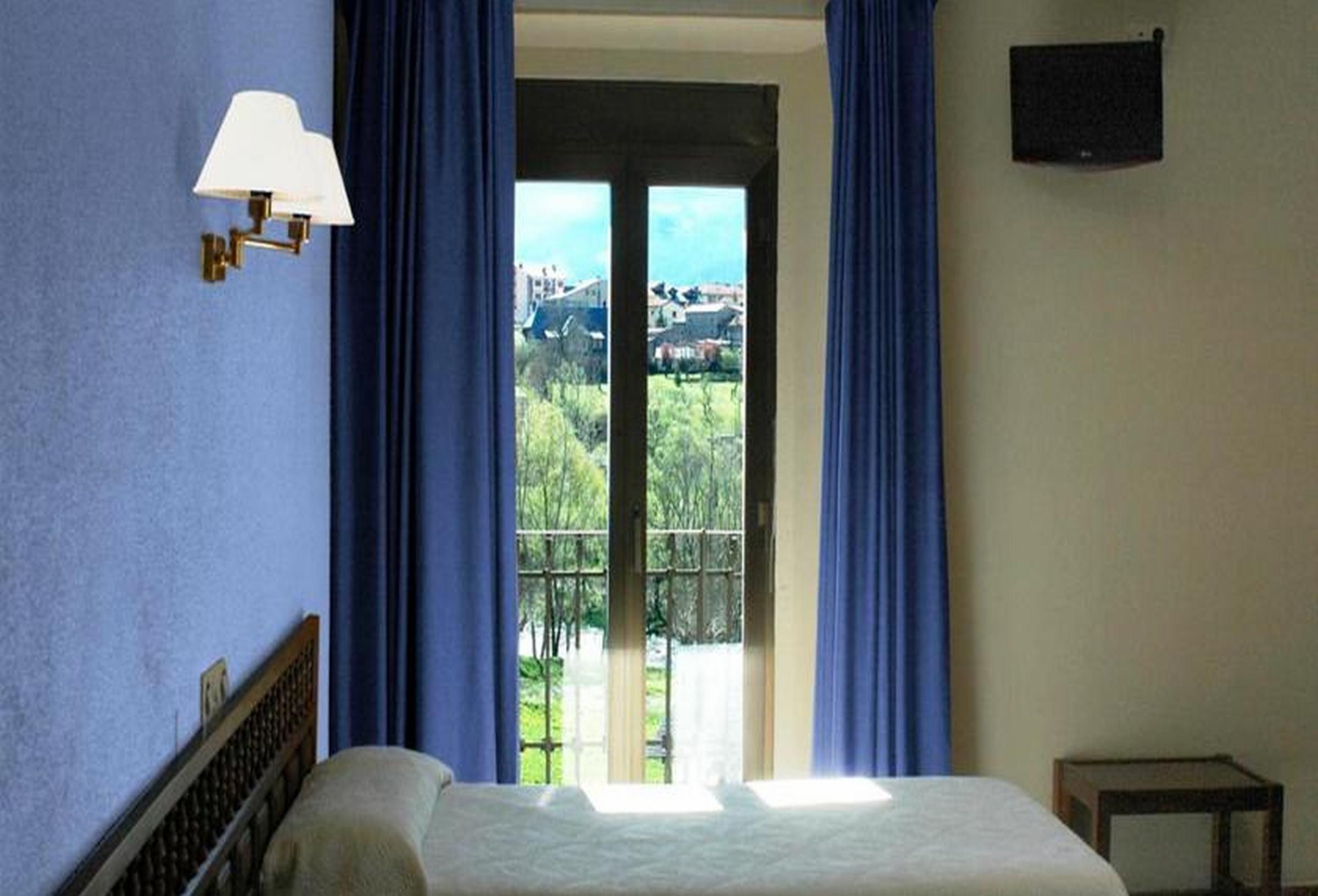 Hotel Bellavista Бельвер-де-Серданья Екстер'єр фото